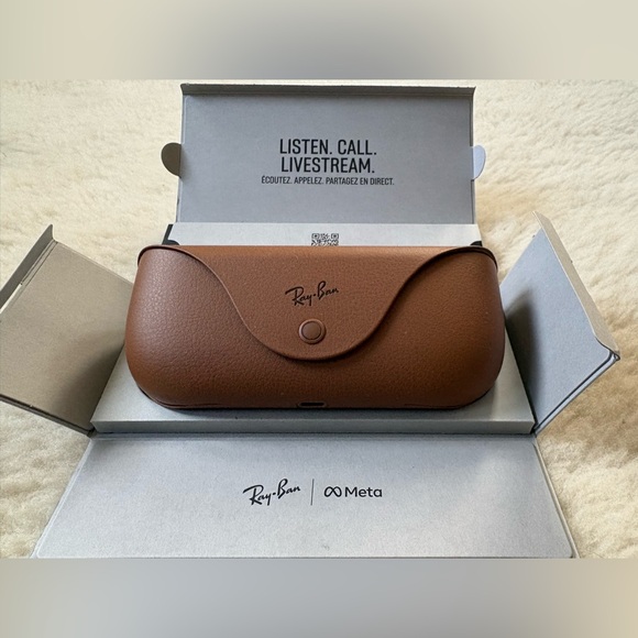 Ray-Ban Meta (Gen 2) Wayfarer Matte Black - Picture 2 of 3